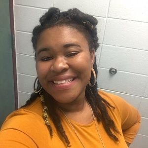 Meet your Posher, Brittney